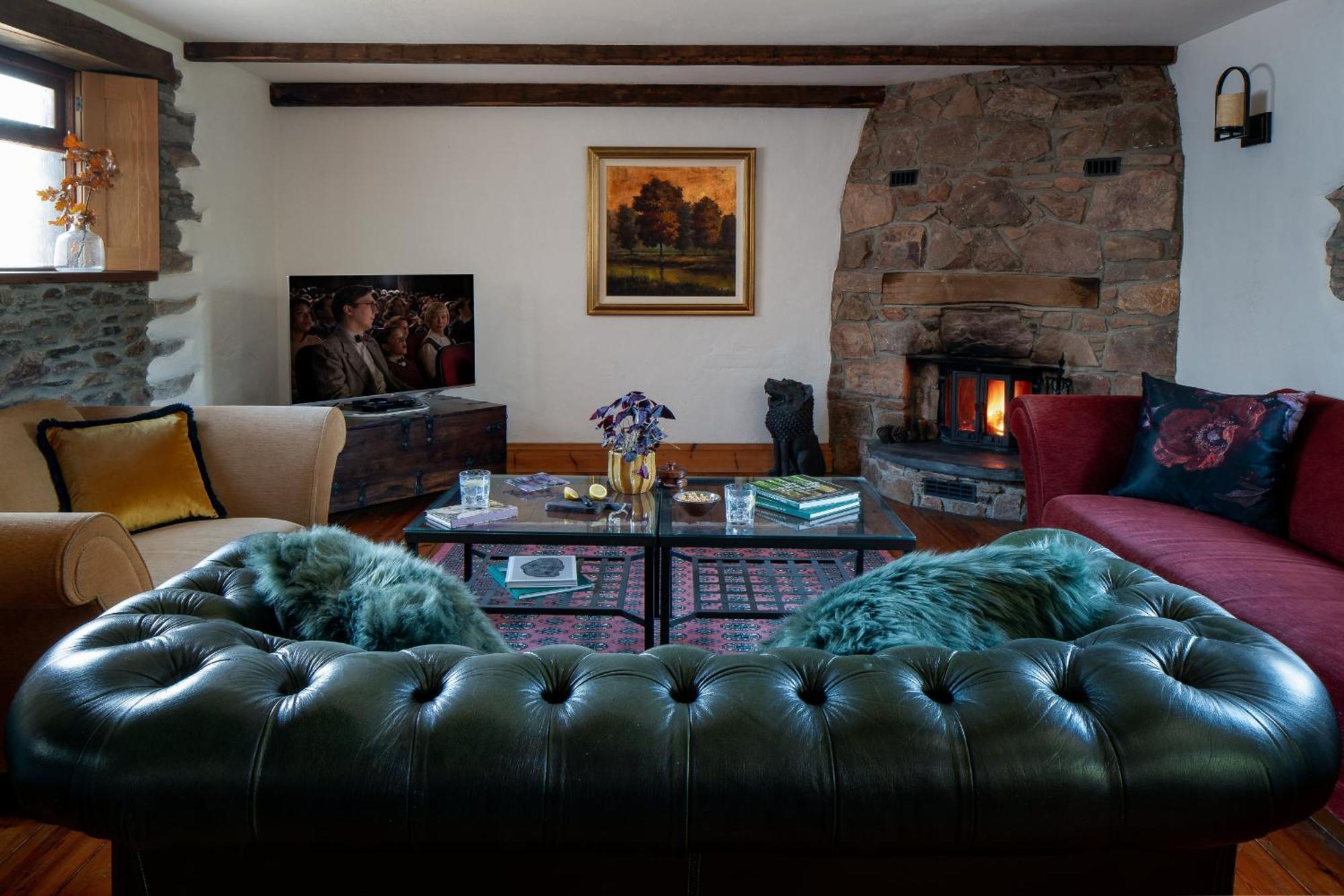 The Old Coach House - Converted Barn With Private Garden Parking And Fireplace Totnes Exterior photo